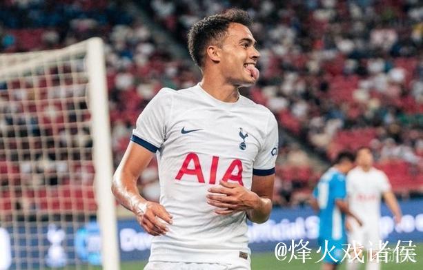 28岁左后卫雷吉隆以自由球员身份加盟迈阿密国际,罗马诺报道 28岁左后卫雷吉隆以自由球员身份加盟迈阿密国际,罗马诺报道