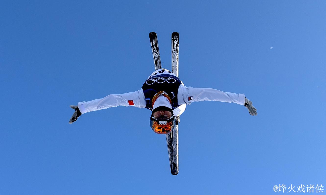 惊喜不断砥砺前行 中国空中技巧队备战米兰 惊喜不断砥砺前行 中国空中技巧队备战米兰