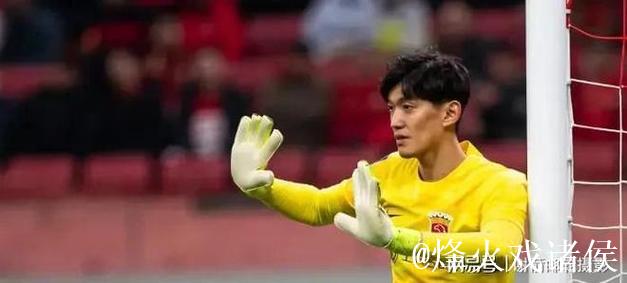 亚冠-颜骏凌点球失守 上海海港0-4惨败神户胜利船 亚冠-颜骏凌点球失守 上海海港0-4惨败神户胜利船