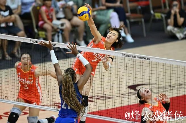 中国女排1-3惜败法国女排 无缘世锦赛前八 中国女排1-3惜败法国女排 无缘世锦赛前八